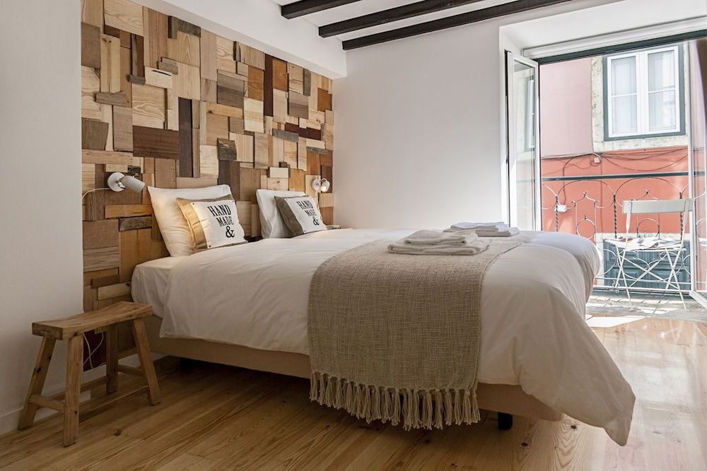Bairro Studio Apartment - by LU Holidays 2