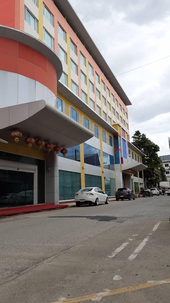 Pratunam Hotel 1