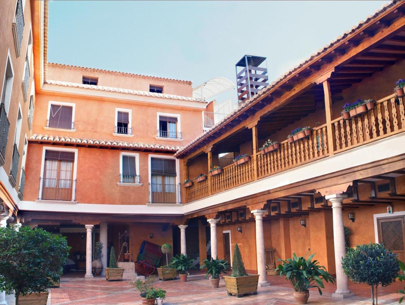 Hotel Menano 1