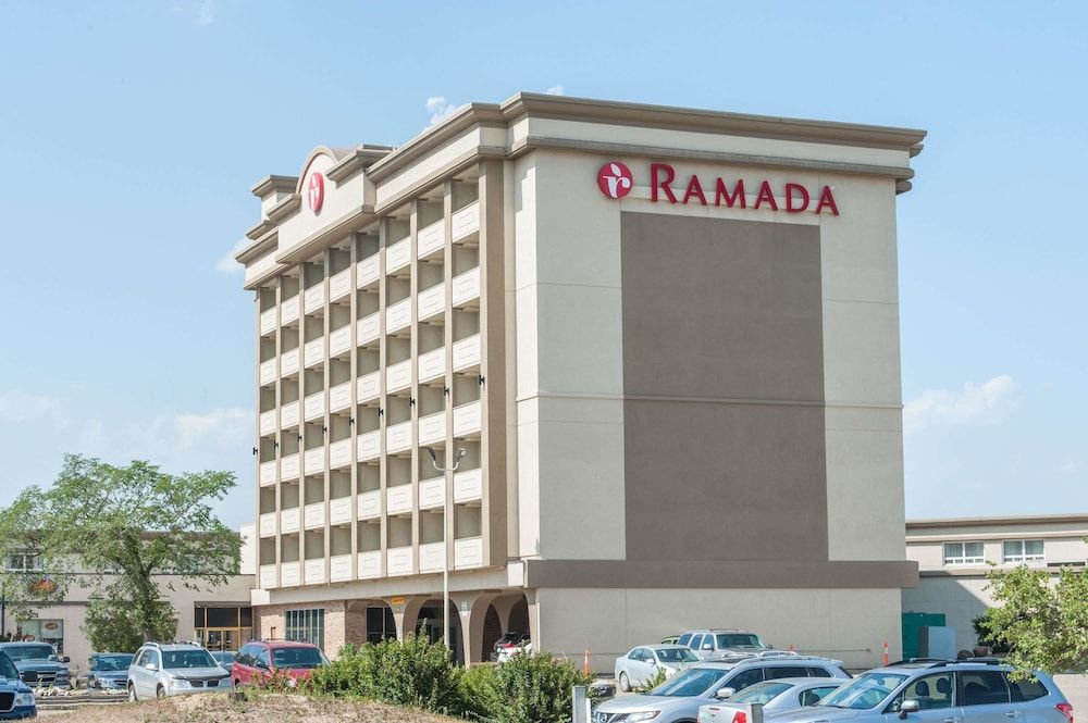 Ramada by Wyndham Edmonton South 1