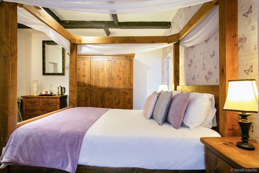 The Old Hall Inn 2