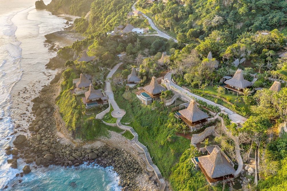 Lelewatu Resort Sumba 1