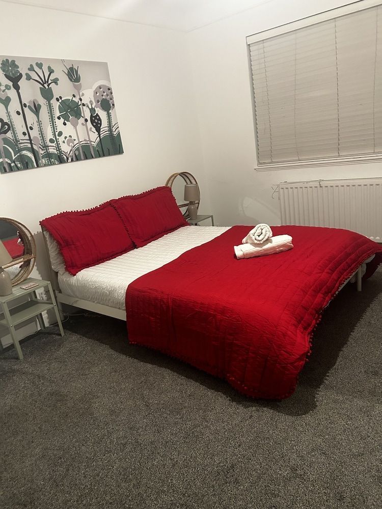 Thorn - Romance Deluxe Room 1
