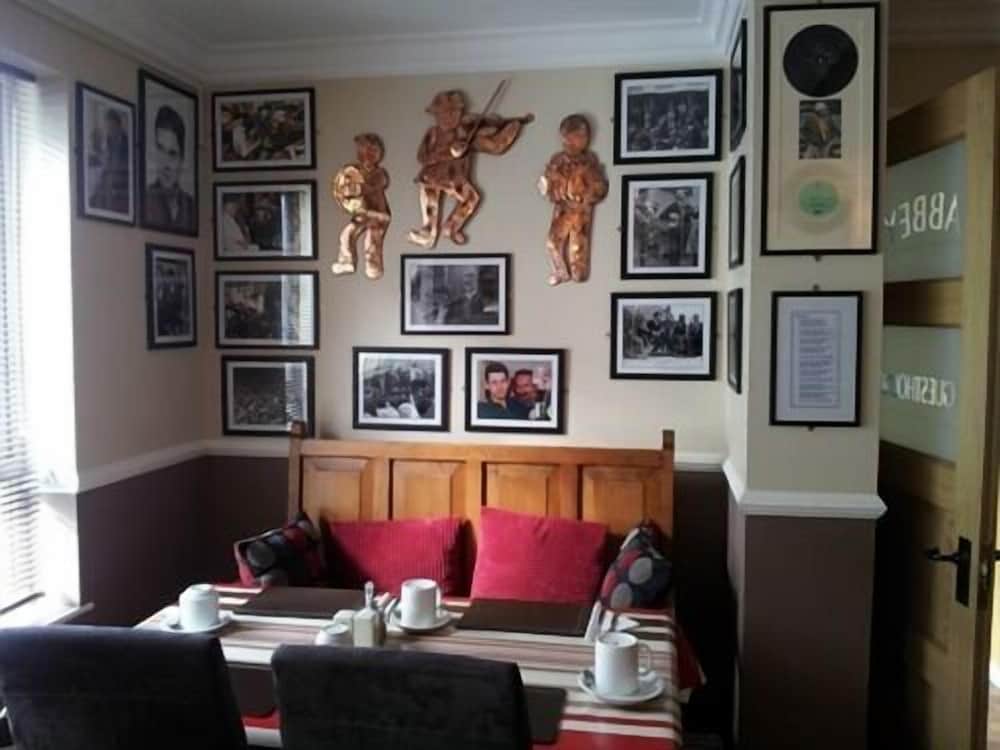Abbey Bed and Breakfast 2
