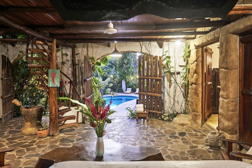 Havana Lodge 2