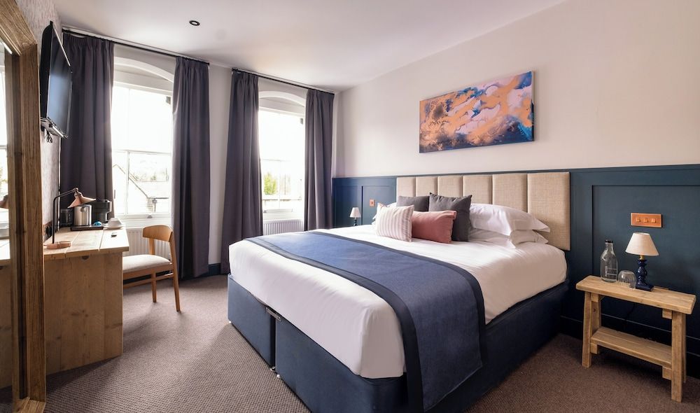 The Stroud Hotel 2