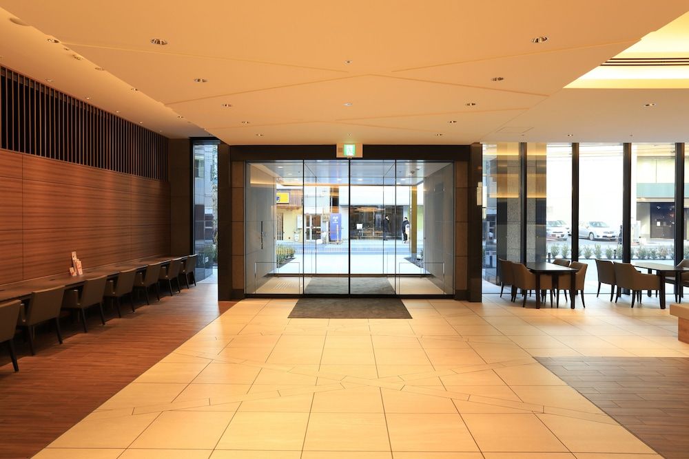 Smile Hotel Premium Osaka Hommachi 2