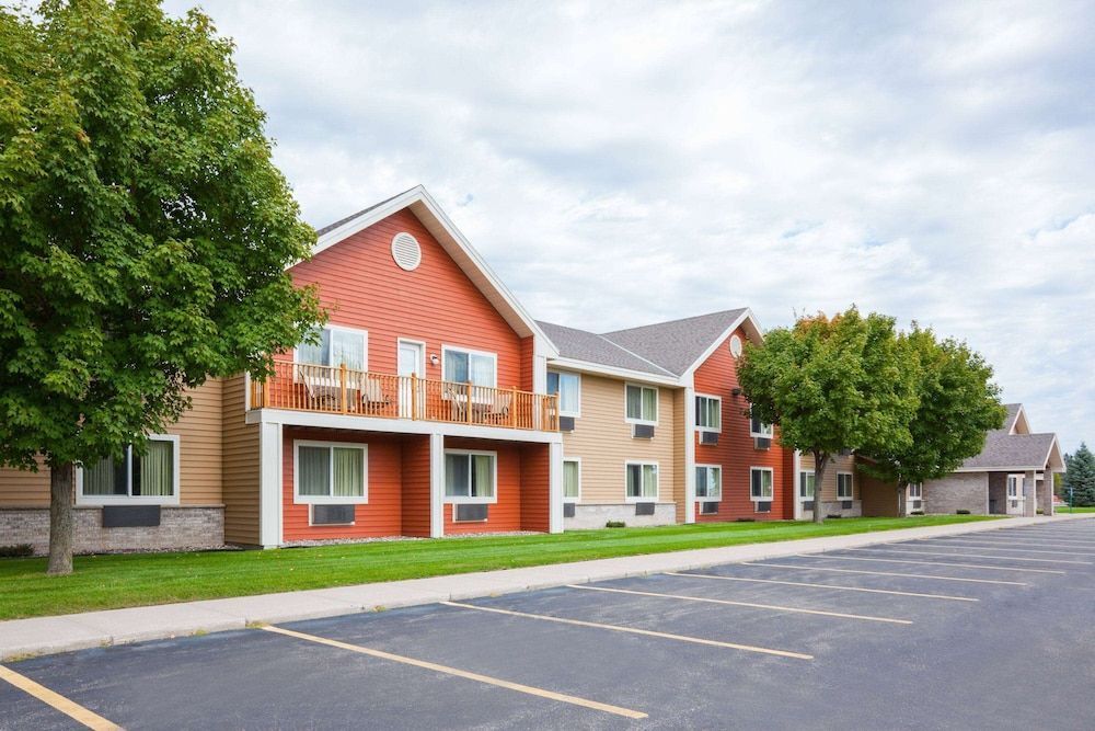 AmericInn by Wyndham Sartell 1
