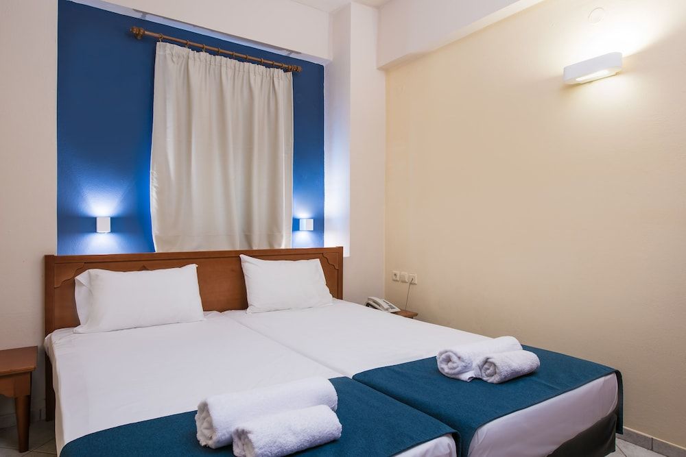 Eleni Beach Hotel 2
