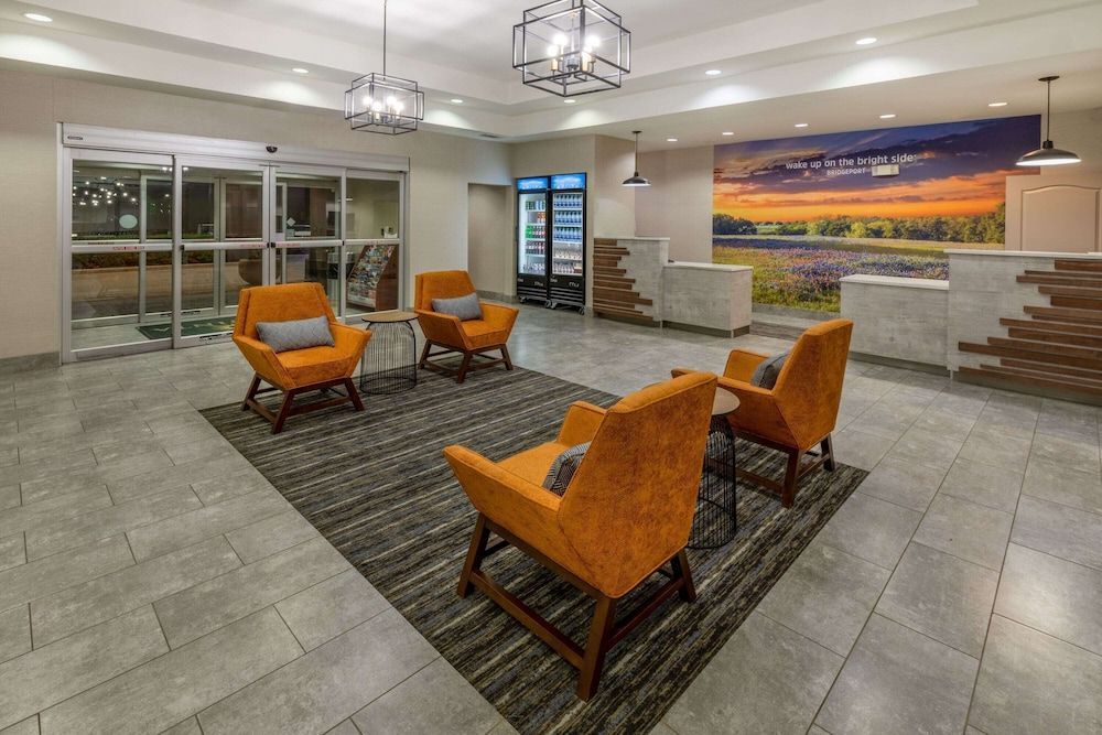 La Quinta by Wyndham Bridgeport 2