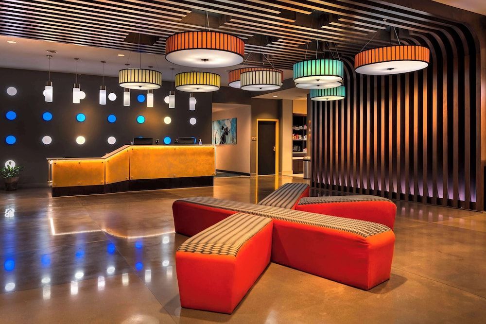 GLo Hotel Asheville-Blue Ridge Parkway 2