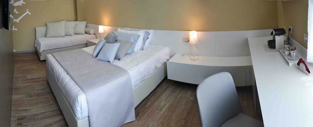 Ginevra Rooms 2