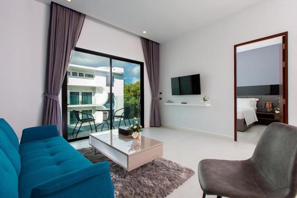 Nai Harn Suite near Beach UTN D502 1