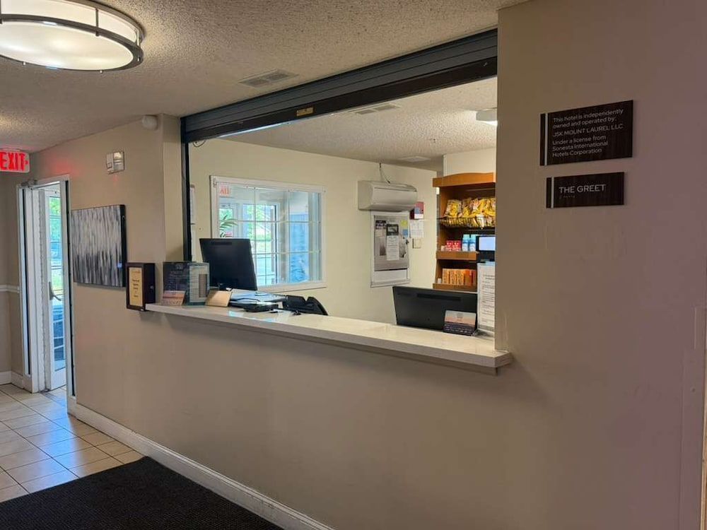 Sonesta Simply Suites Philadelphia Mount Laurel 2