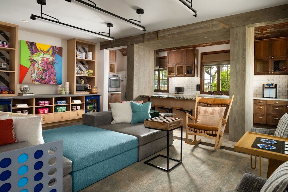 Moxy Santa Barbara 2