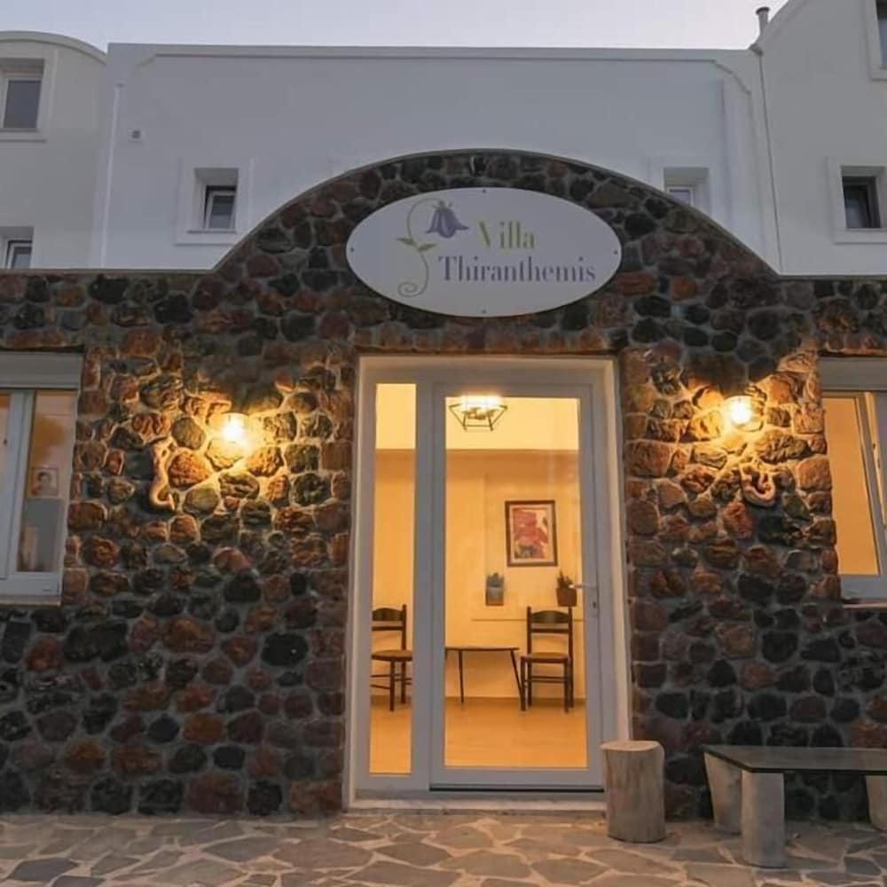 Villa Thiranthemis 1
