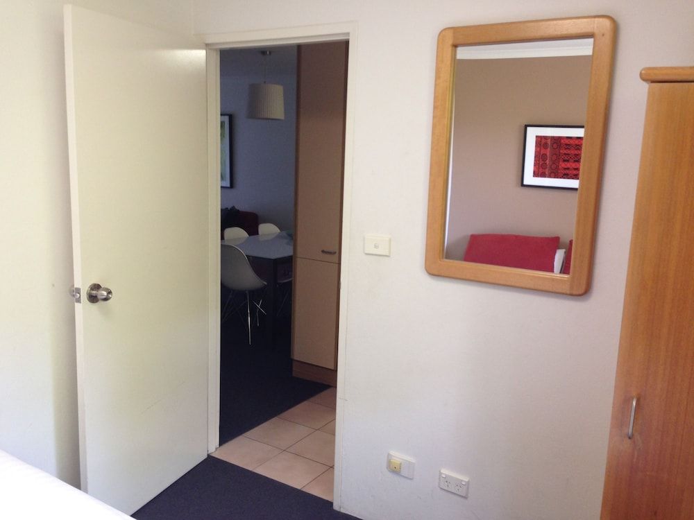 Kingston Gardens Serviced Apartments 1
