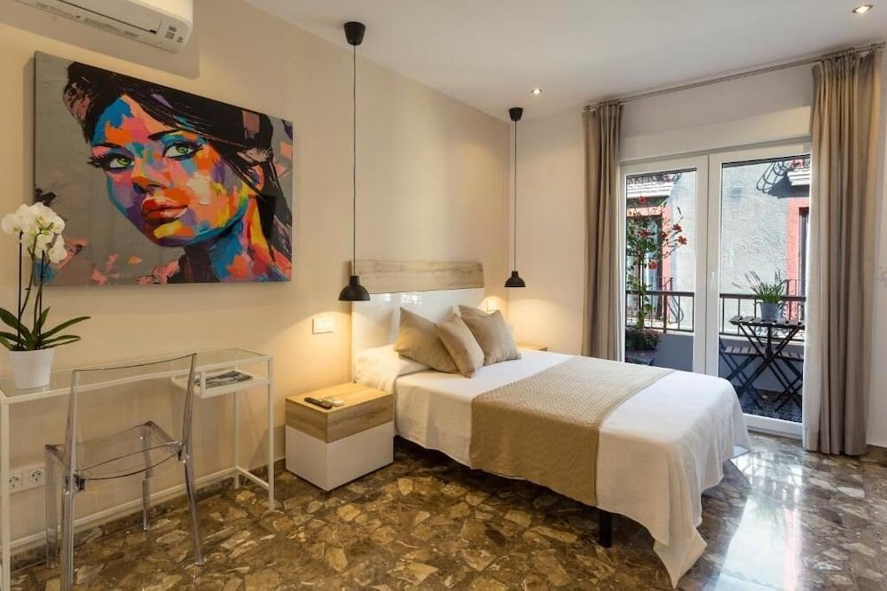 Room Boutique 32 1