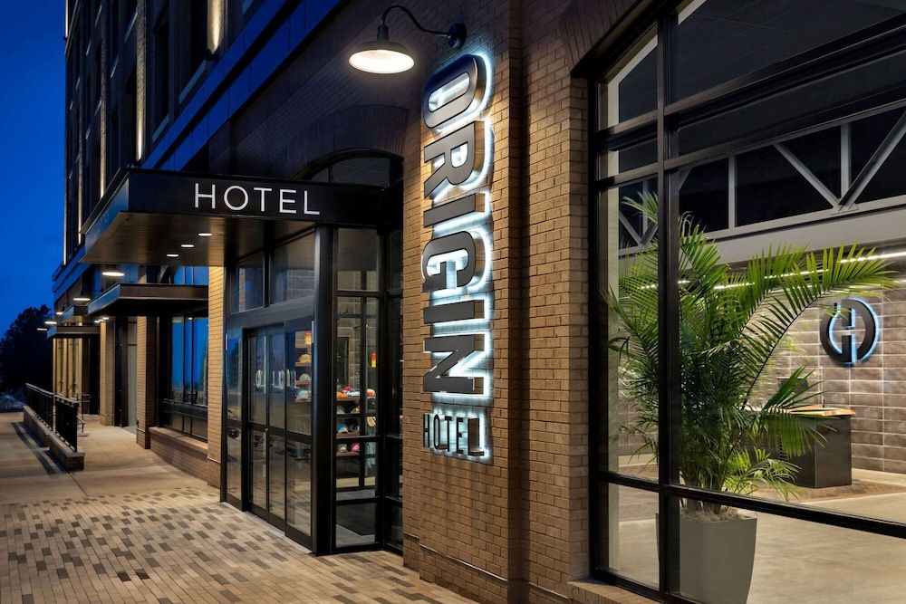 Origin Westminster a Wyndham Hotel 1