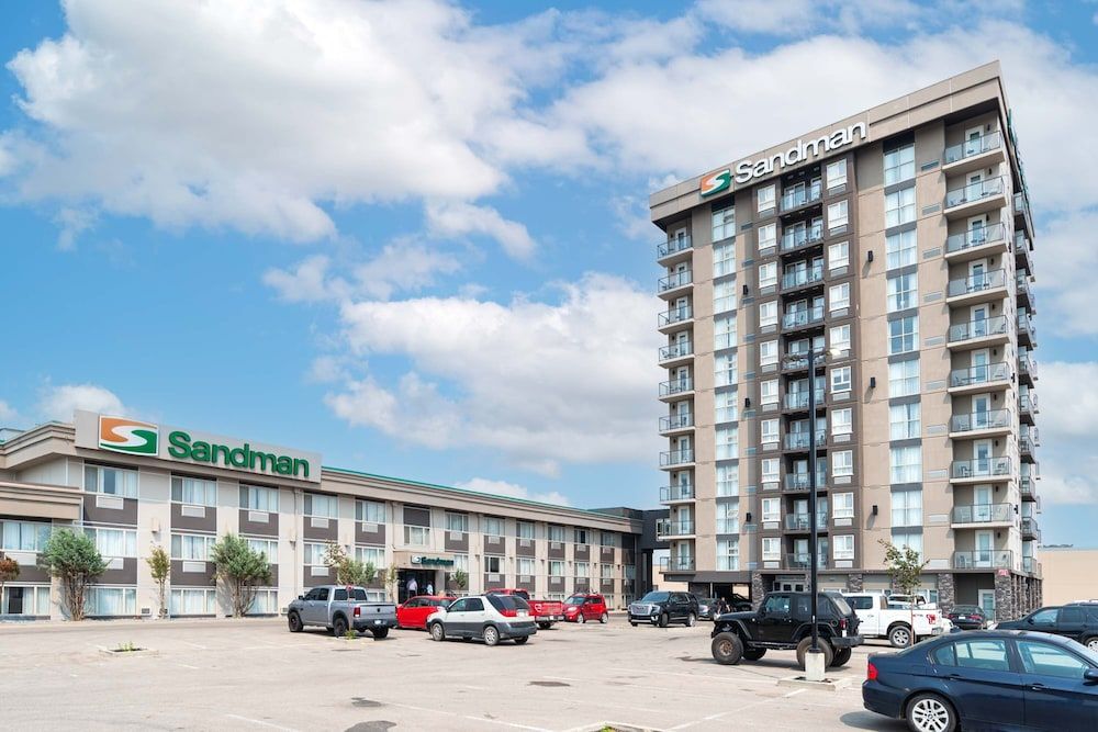 Sandman Hotel Edmonton West 1