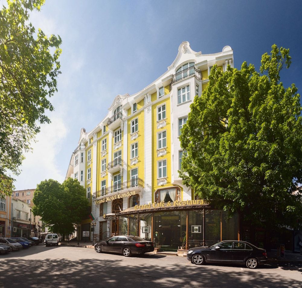 Grand Hotel London 1
