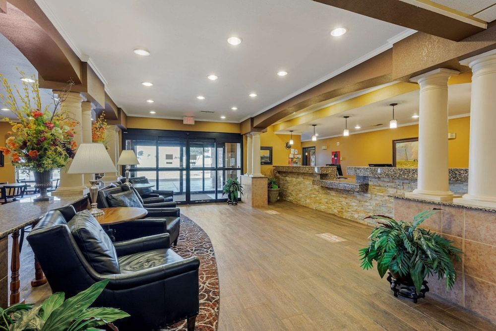 Best Western Plus Red River Inn 2