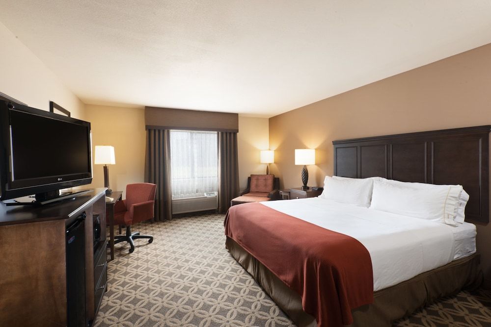 Holiday Inn Express SHOW LOW by IHG 2