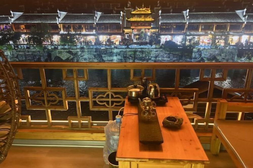 FengjiangdiaojiaolouInn (Fenghuang Ancient Town Hongqiao) 2