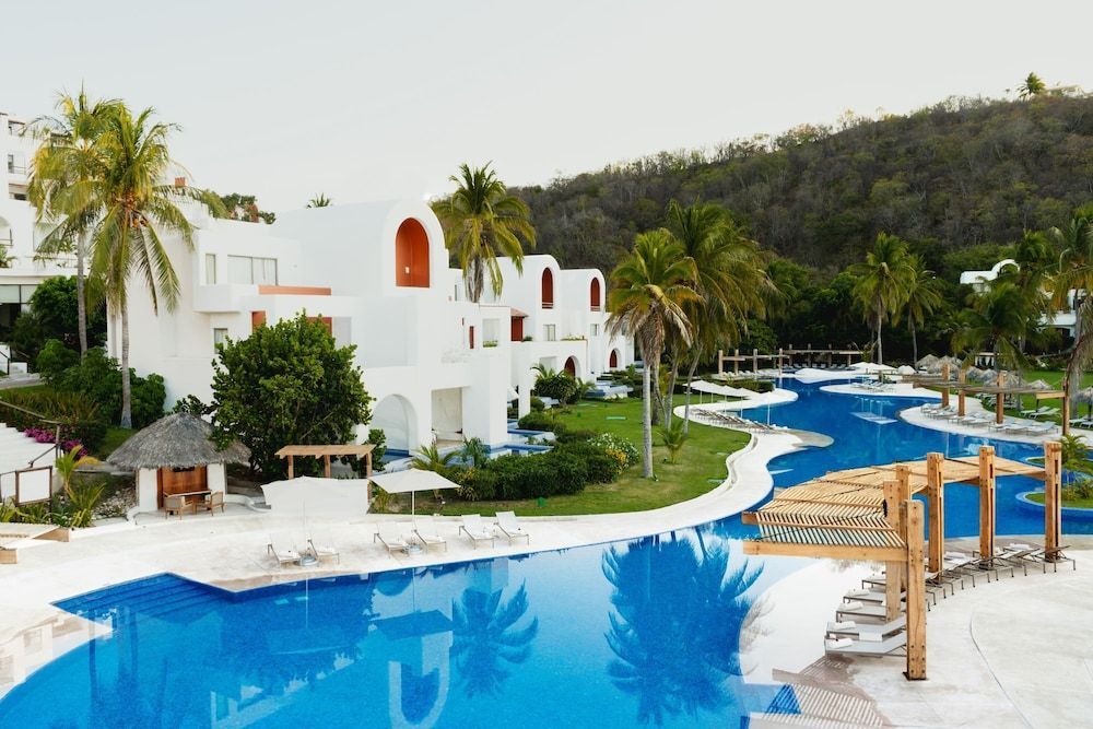 Camino Real Zaashila Huatulco 1