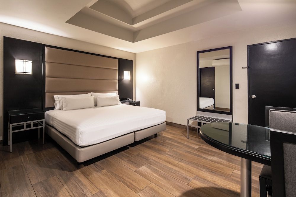 Hotel Astor Tijuana 1