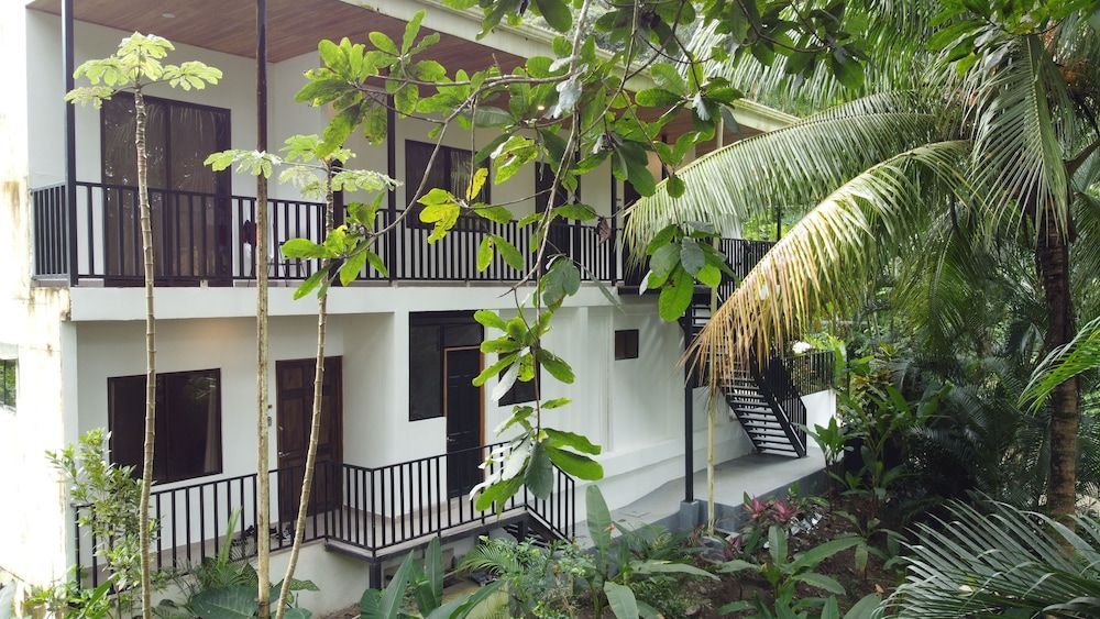 Riverside Apartments 1