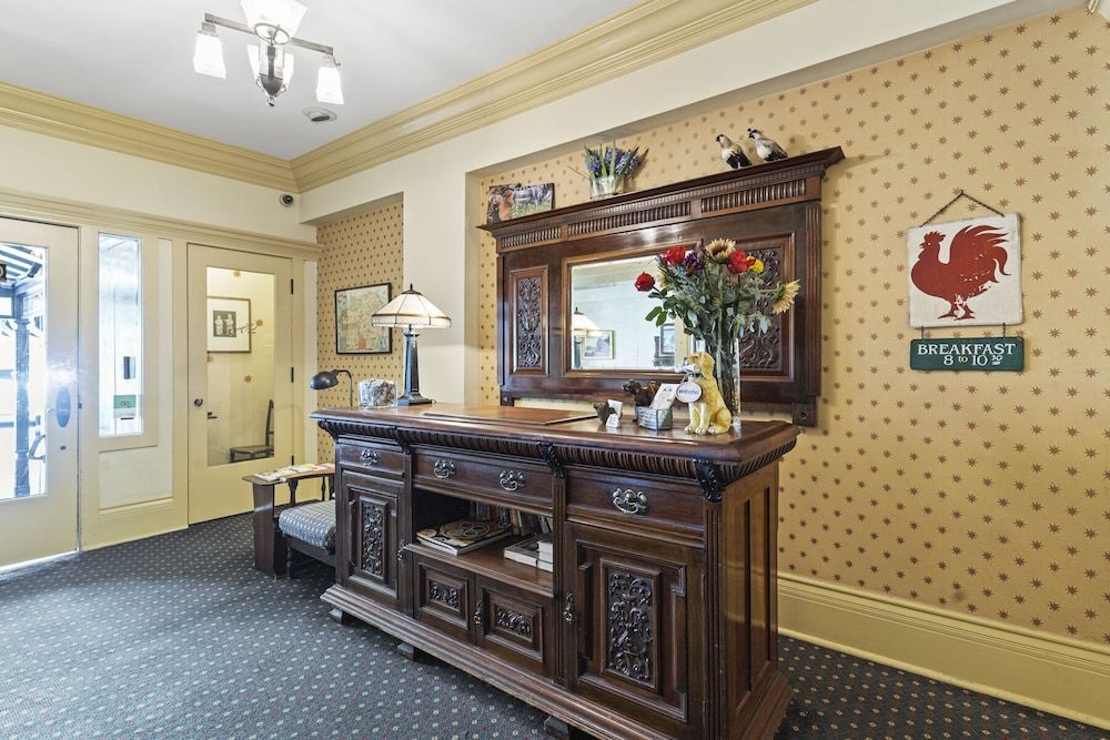 Golden Gate Hotel 2