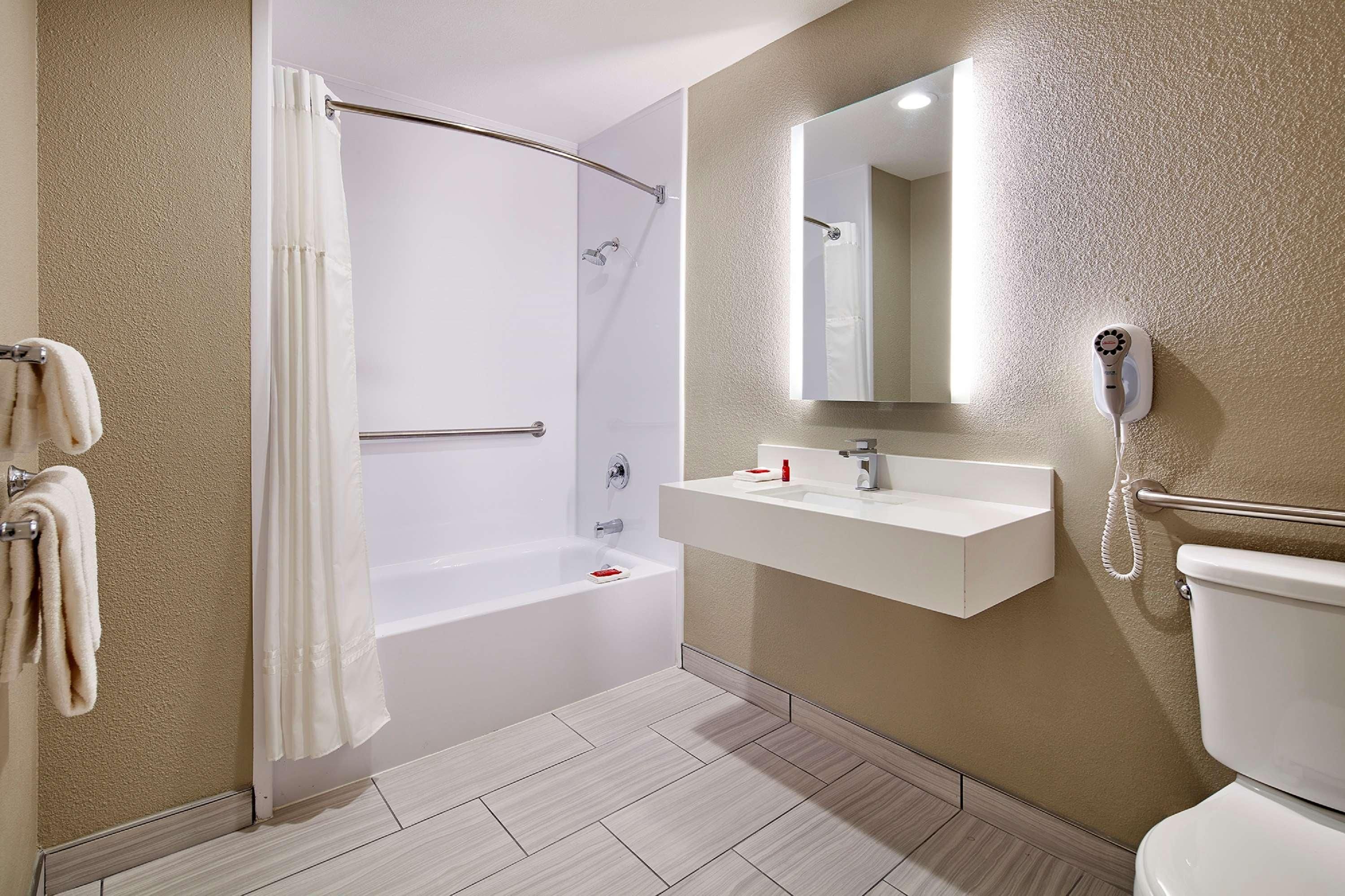 SureStay by Best Western San Diego Pacific Beach 1