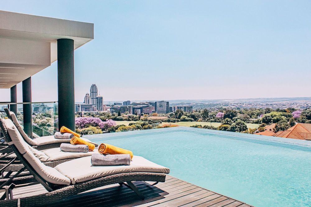 Reserved Suites Illovo 1