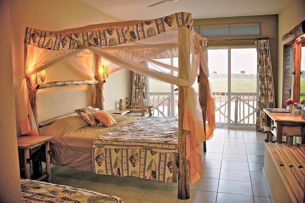 Voi Wildlife Lodge 2