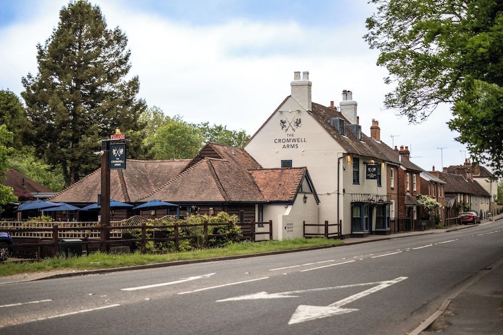 Cromwell Arms Country Pub with Rooms 1
