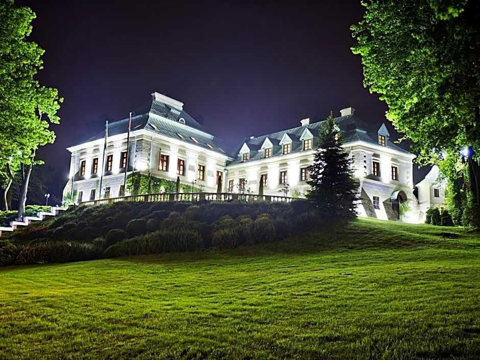 Manor House SPA Adults Only 1