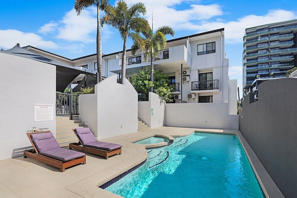 Parkview Apartments 1