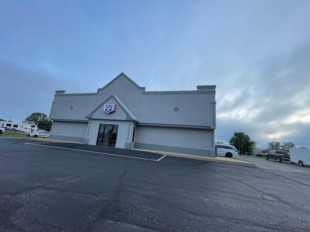 Knights Inn Crawfordsville 1