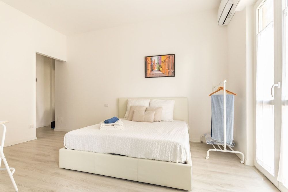 Alessia's Flat- Milano M3 Corvetto 2