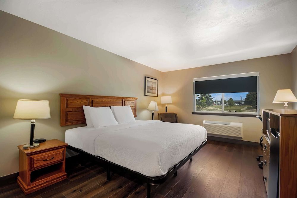 SureStay Plus Hotel by Best Western Rexburg 1