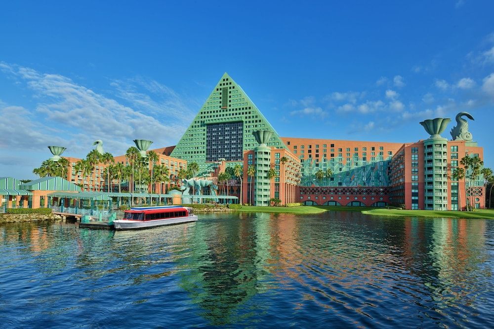 Walt Disney World Dolphin 1