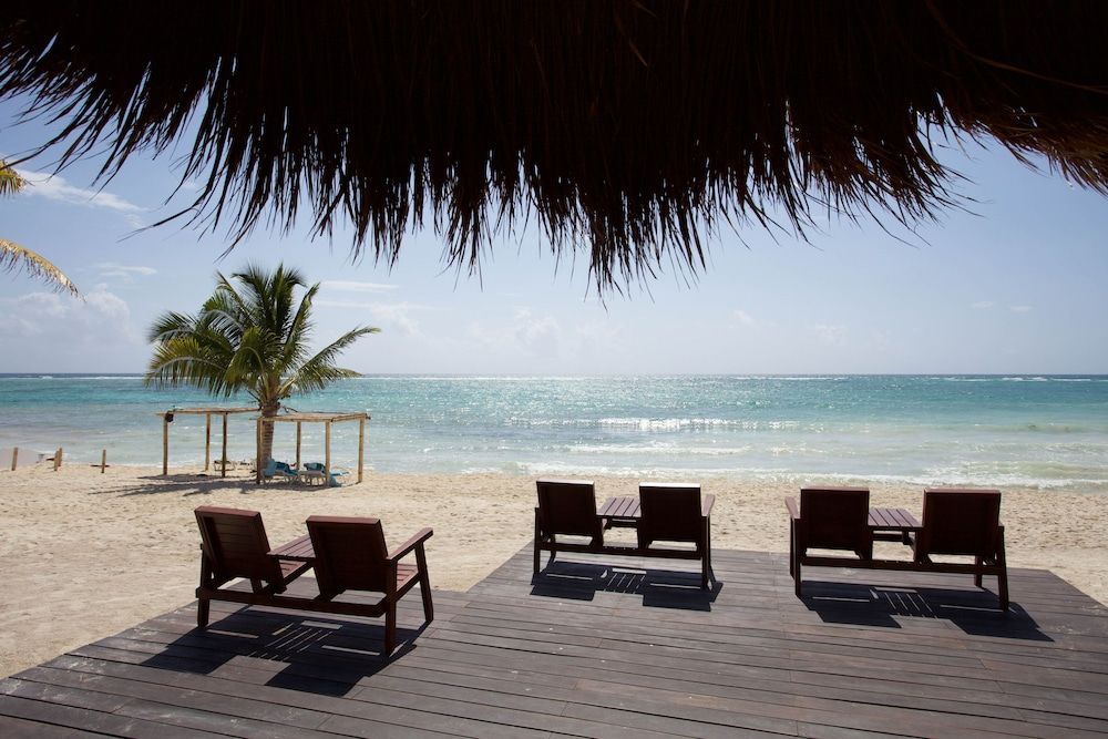 Akumal Bay Beach & Spa Resort 1