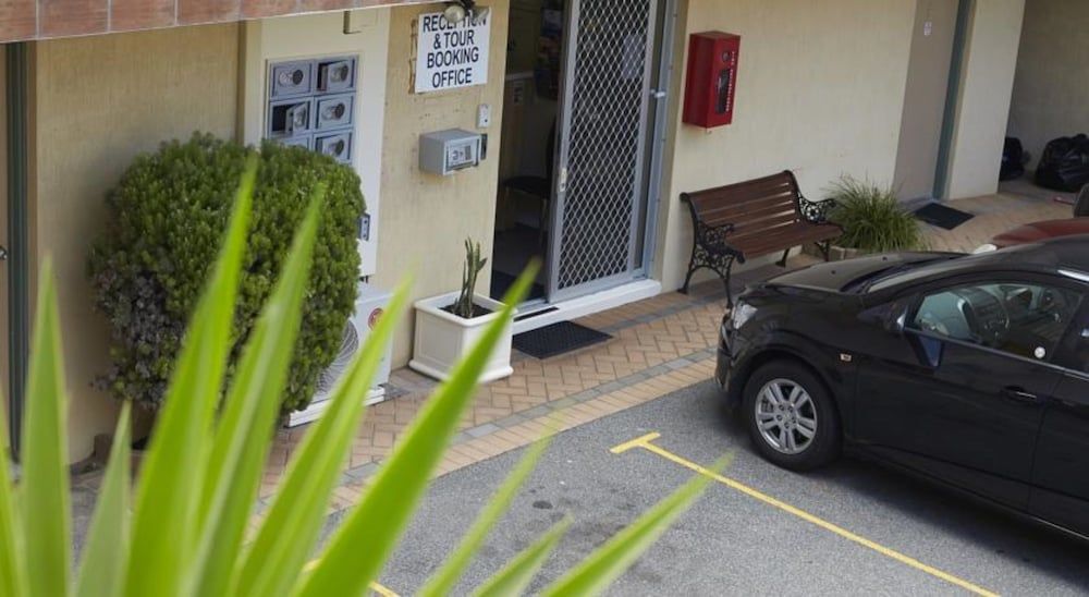 Ocean View Motel 2