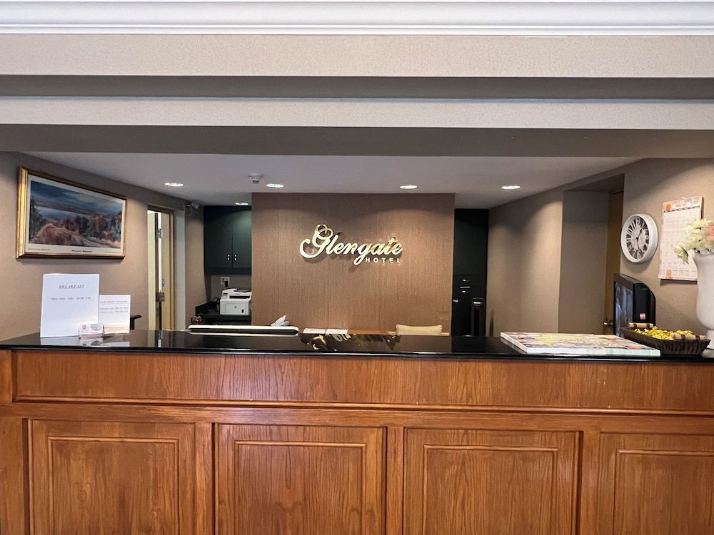The Glengate Hotel & Suites 2