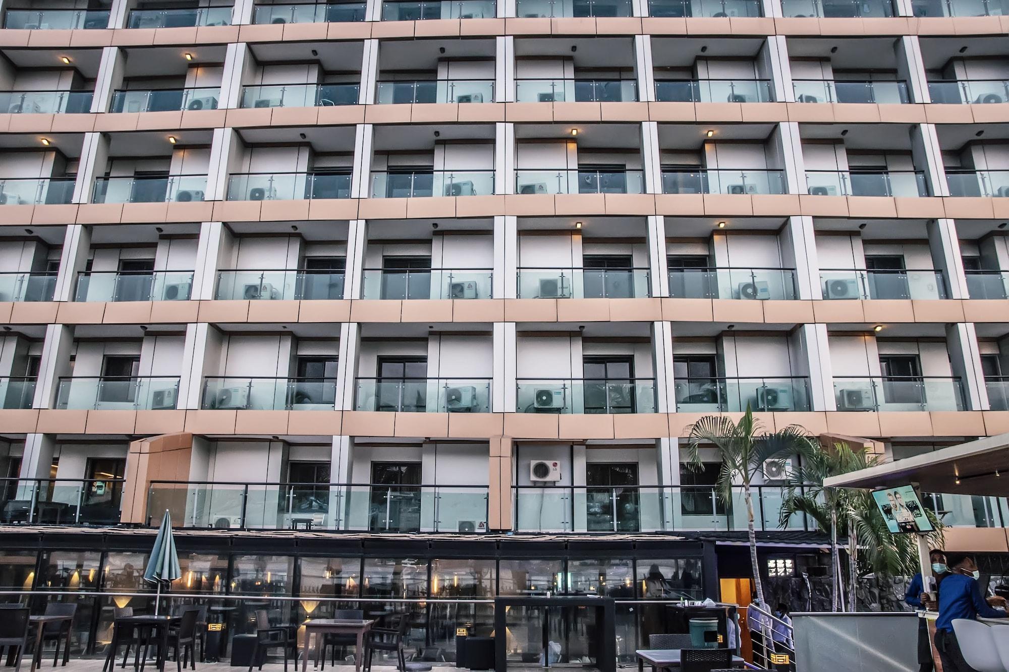 Maroko Bayshore Suites 1