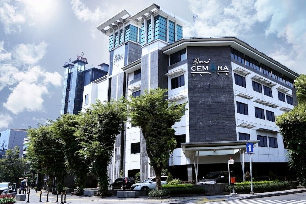 Grand Cemara Hotel 1