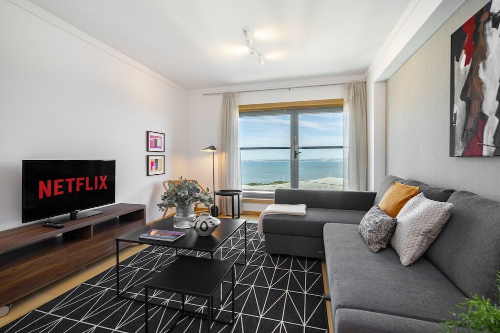 Panoramic Living 1