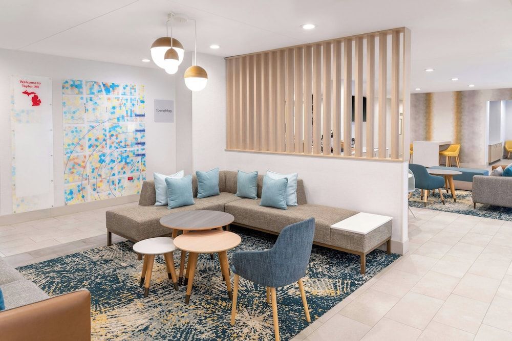 TownePlace Suites by Marriott Detroit Taylor 2