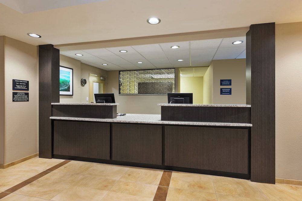 Candlewood Suites LOUISVILLE - NE DOWNTOWN AREA by IHG 1